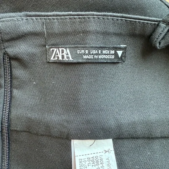 Zara Black Sleeveless Fitted Crop Camisole - Picture 2 of 9